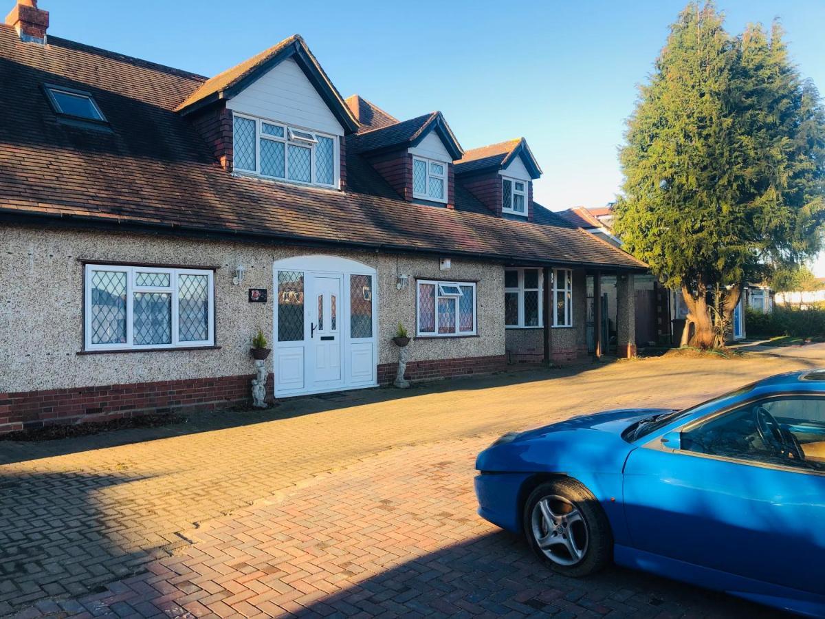 Amazing Quiet Garden House Near London Luton Airport Lejlighed Eksteriør billede